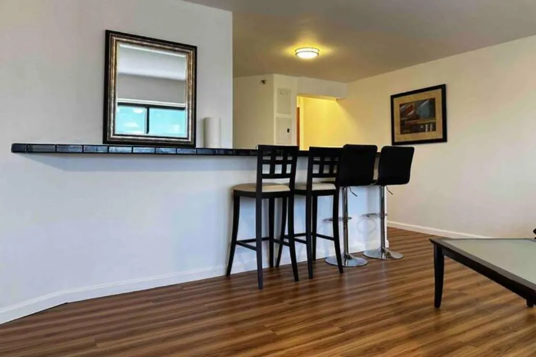 Condotel With Free Parking Wifi Central Ac Honolulu ABD