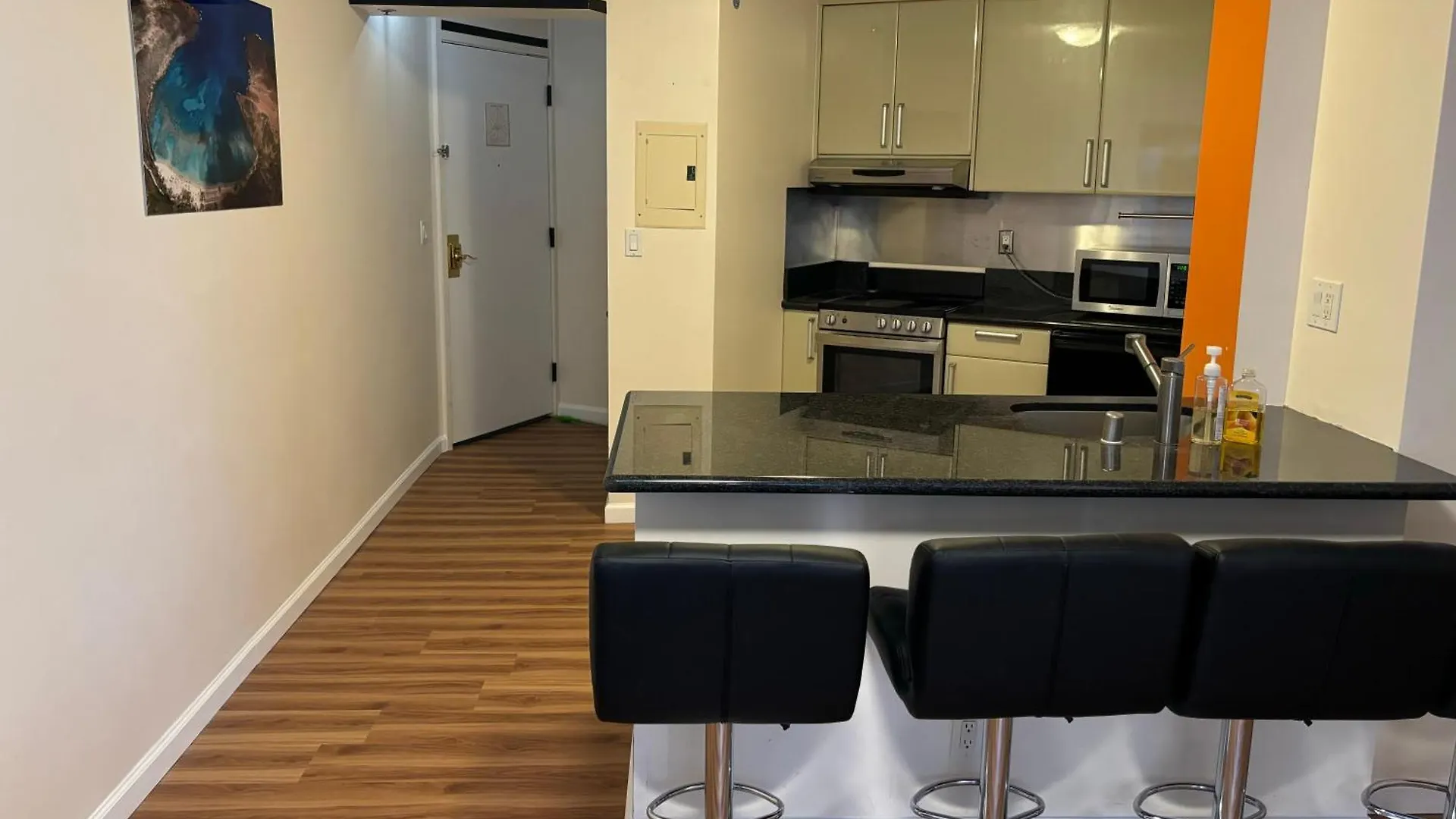 Condotel With Free Parking Wifi Central Ac Honolulu