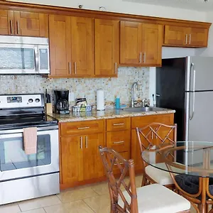  Apartment Deluxe Panoramic Mountain View - 37th Floor, Free Parking & Wifi