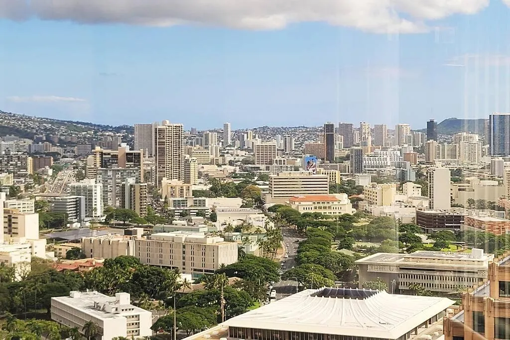 Condotel With Free Parking Wifi Central Ac Honolulu