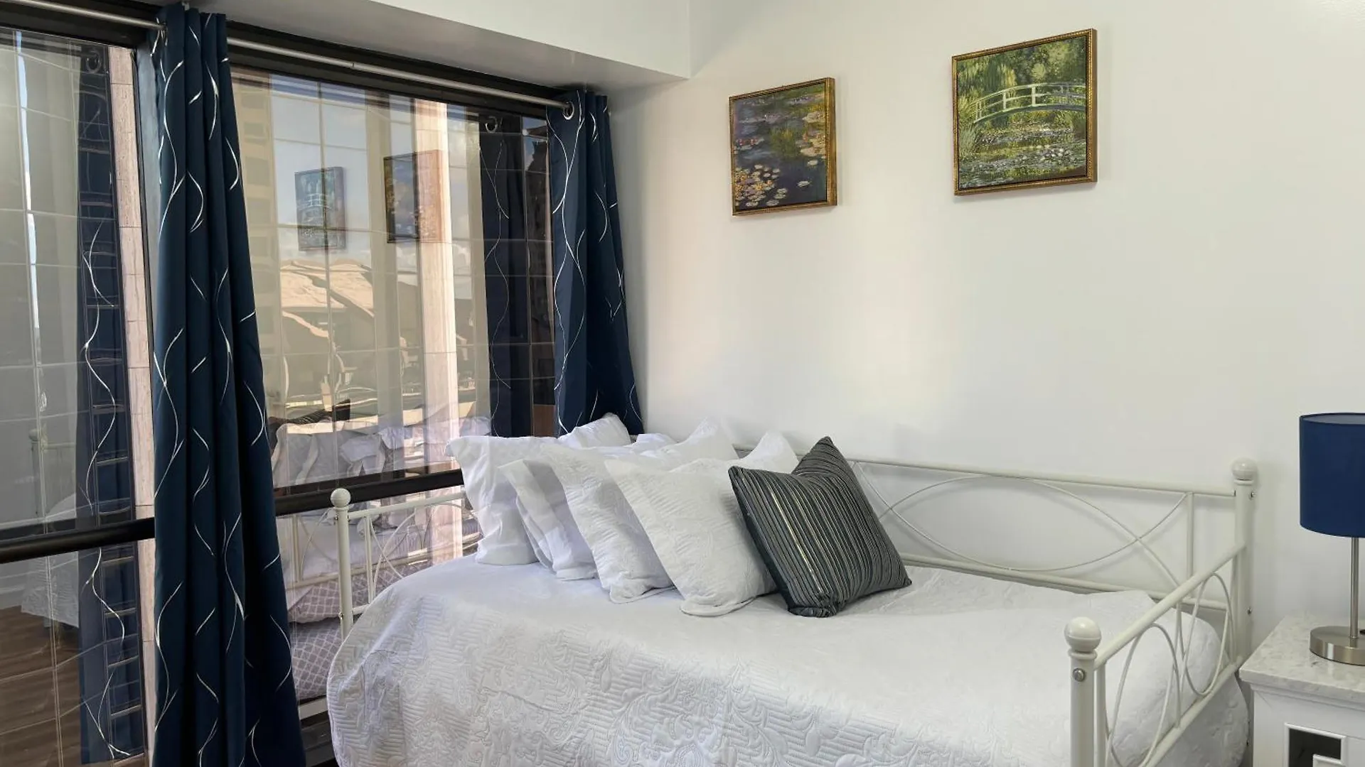 Condotel With Free Parking Wifi Central Ac Honolulu Apartment