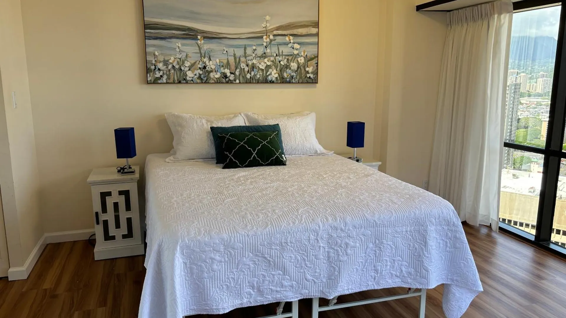 Condotel With Free Parking Wifi Central Ac Honolulu